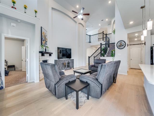 Photo - 2094 Creekbluff Cir