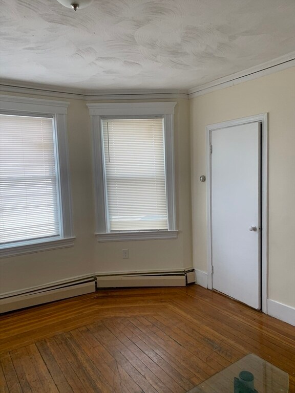 Photo - 19 Barney Ave Unidad 1