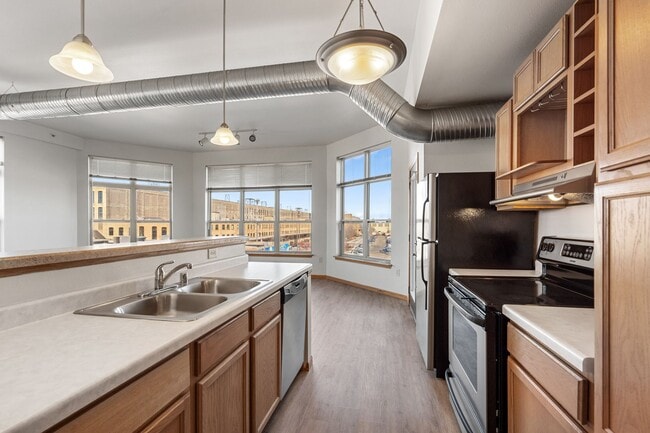 Six Points Apartments