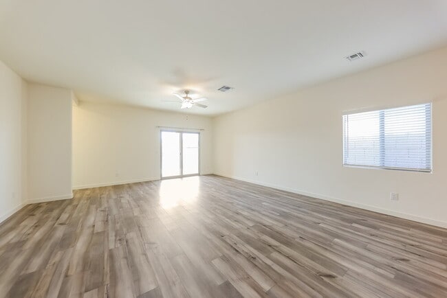 Photo - 24619 W St Catherine Ave