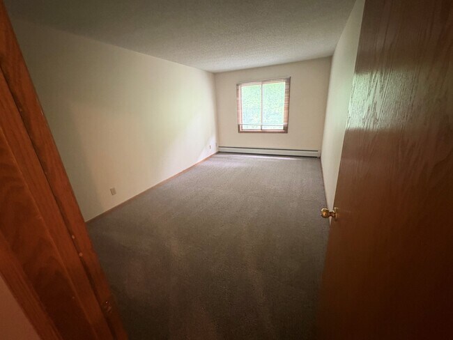 Photo - Shorewood Place Apartments