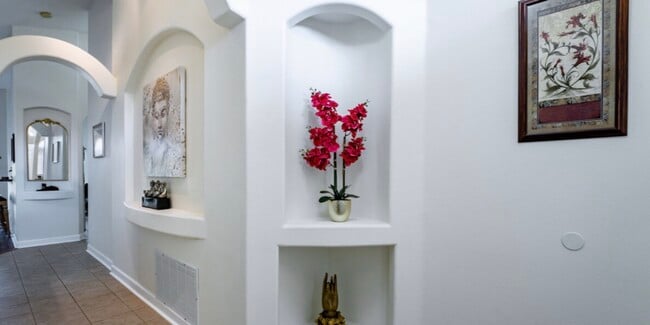 Photo - 120 Old Bridge Cir