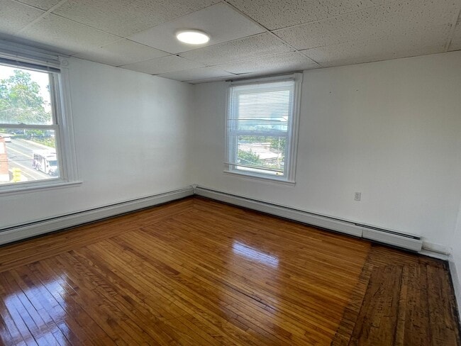 Photo - 456 Fenn St Unit 456 3rd Floor