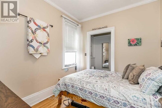 Photo - 330 Botsford St Unit 2