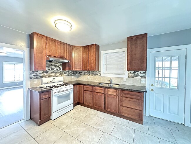 Photo - ~Lovely 2bdrm/2bath Newly Remodeled Home W/Washer&Dryer Hook Ups!