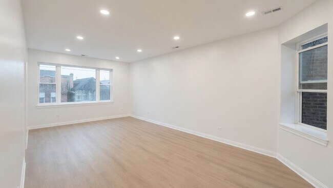 3602 W 26th St Unit 2