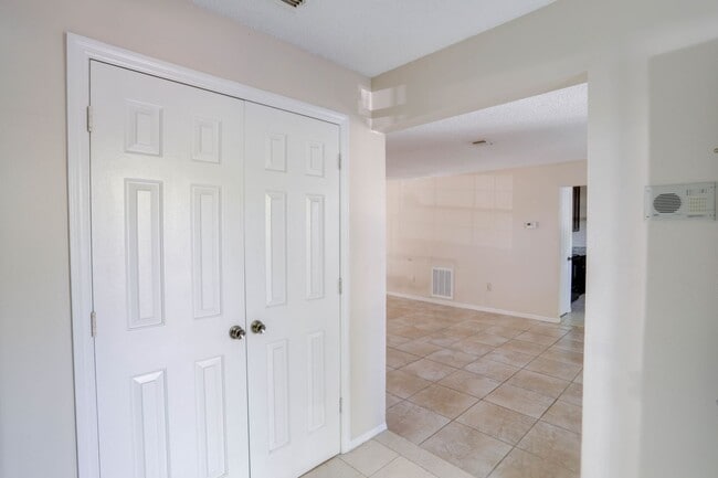 Photo - 7206 Olympia Ct