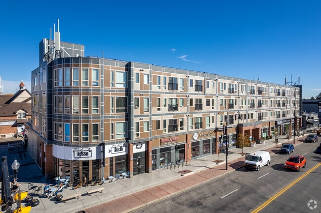 Building Photo - Inglewood 1410