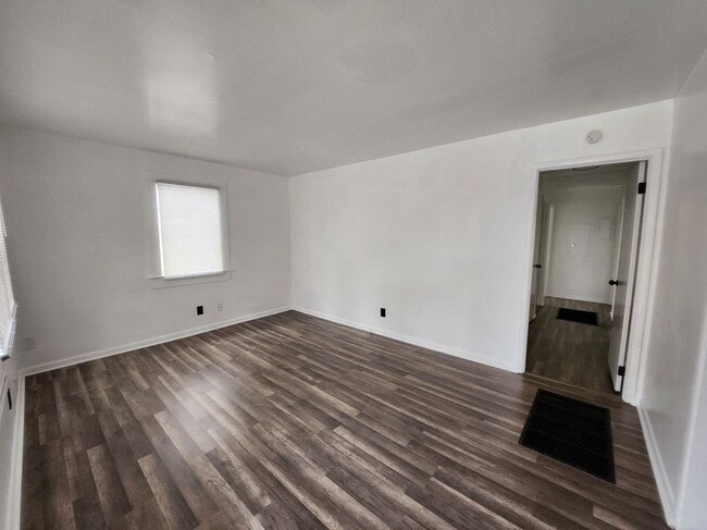 Photo - 3510 Avenue C