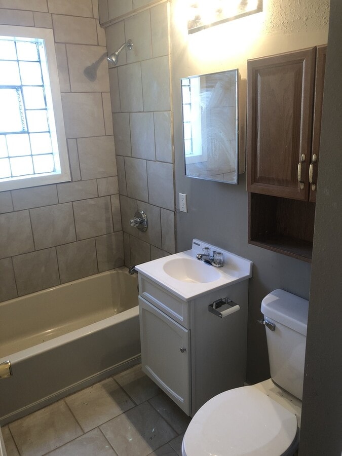 Photo - HUGE 3 BEDROOM AND ATTACHED 2 CAR GARAGE