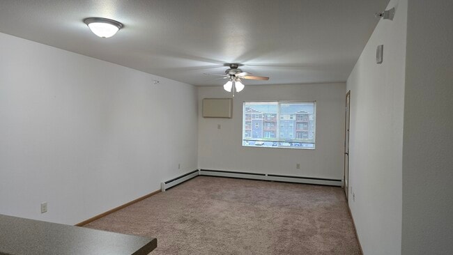 River Hills Apartments