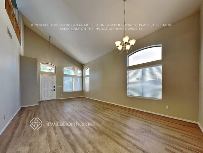 Photo - 3716 W Darrow St