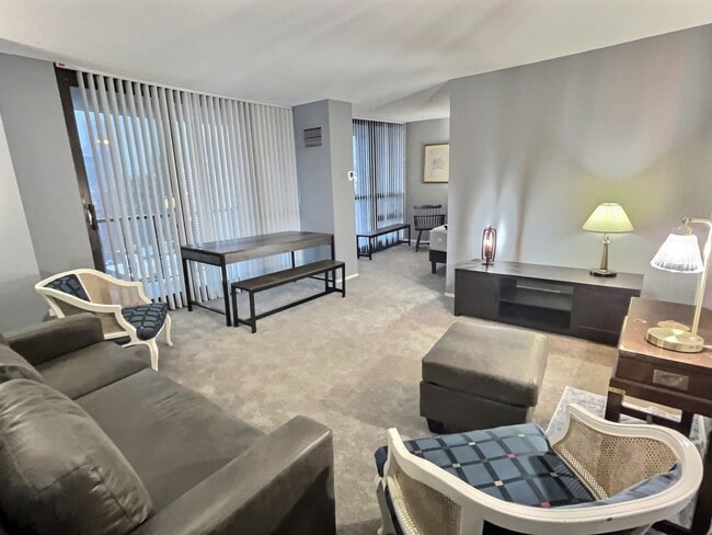 Photo - 10 E Ontario St Unit 2801