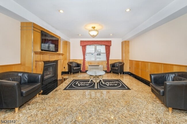 Photo - 70 S Munn Ave Unidad 212