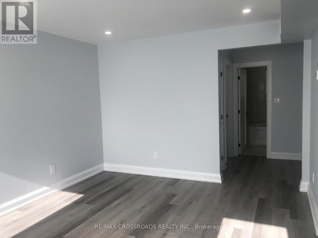 Photo - 25 Glenside Ave