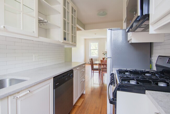 Photo - 36 Linnaean St Unit 12A