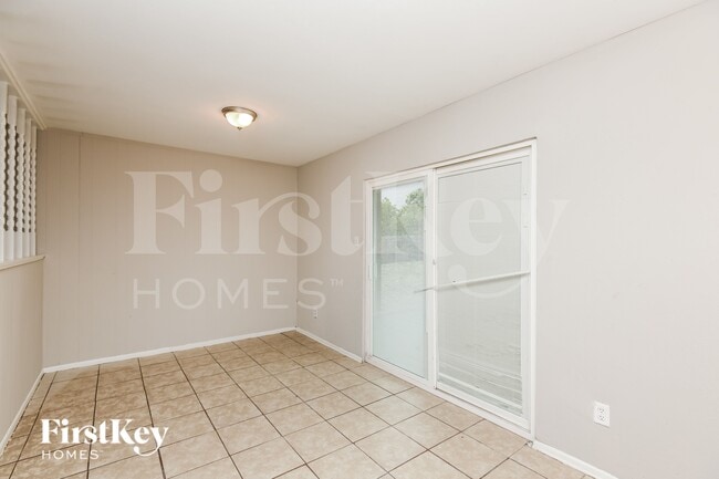 Photo - 918 Kerry St