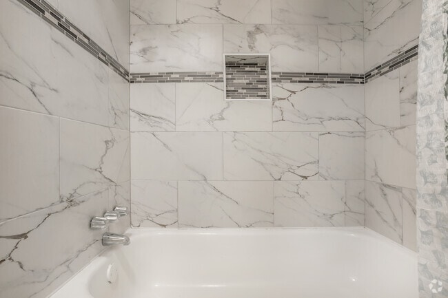 2BR, 2BA - 1000 SF (2A)