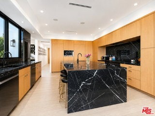 Photo - 16341 Sloan Dr