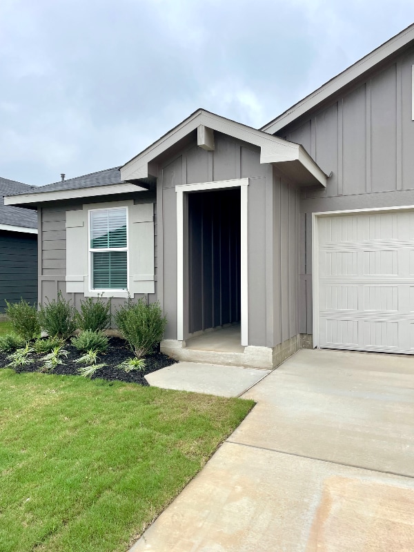 Photo - 320 Yosemite Dr