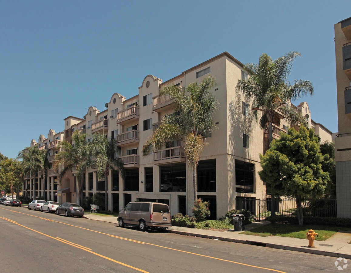 Bridgeport View Apartments - Bridgeport View Apartments