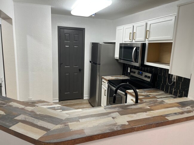 Photo - 3714 Palm Desert Ln Unidad 5337