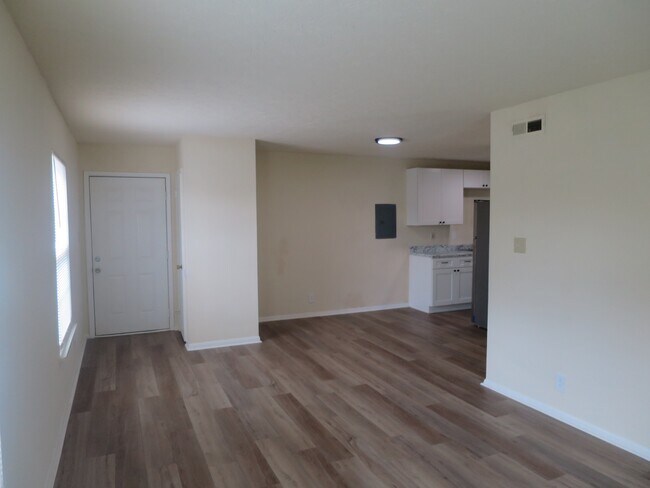 Photo - 7515 Falling Leaves Cir NW Unit C