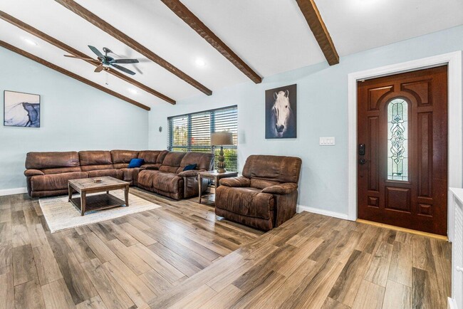 Photo - 1352 Wyndcliff Dr