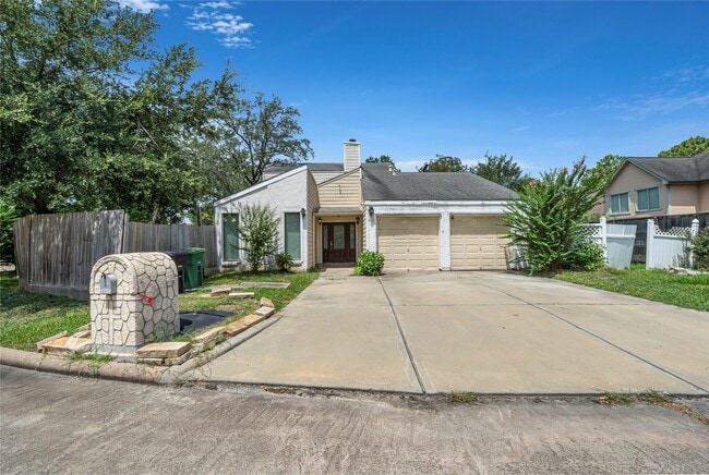 Building Photo - 13014 Skymeadow Dr Rental