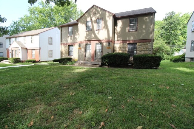 Photo - This 2 Bedroom 2 Bath Duplex In The Waldo Area