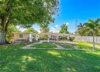 Photo - 3775 Serubi Ave