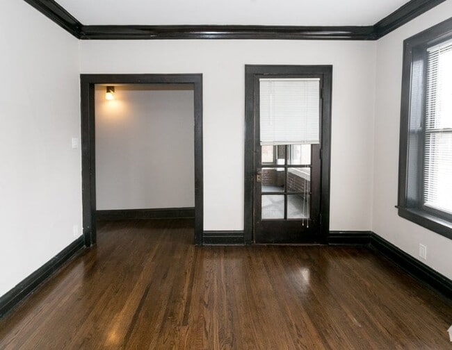 Photo - 3825 N Drake Ave