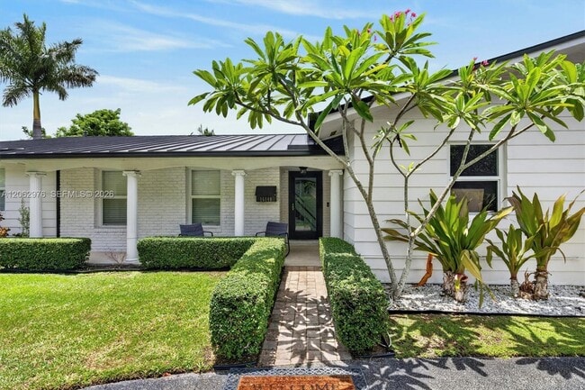 Photo - 16840 SW 87th Ave