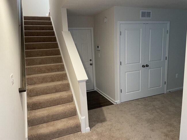 Photo - 203 Presidents Pointe Ave