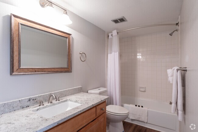 2BR, 2BA - 1,149 SF