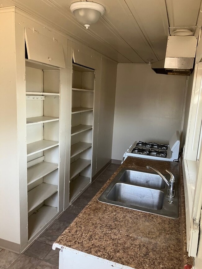Photo - 9330lath Unit 9330LATH