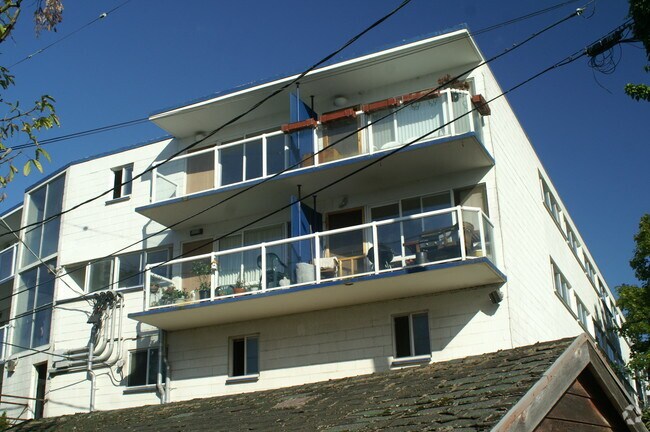Photo - Riptide Apartments
