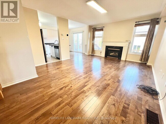 Photo - 24 Holmwood St