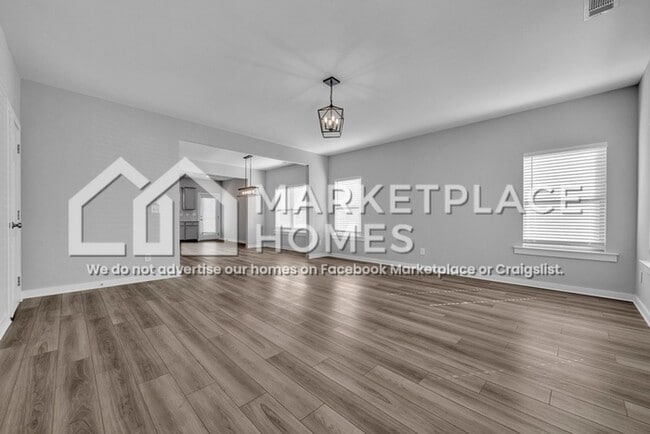 Photo - 142 Kings Wy