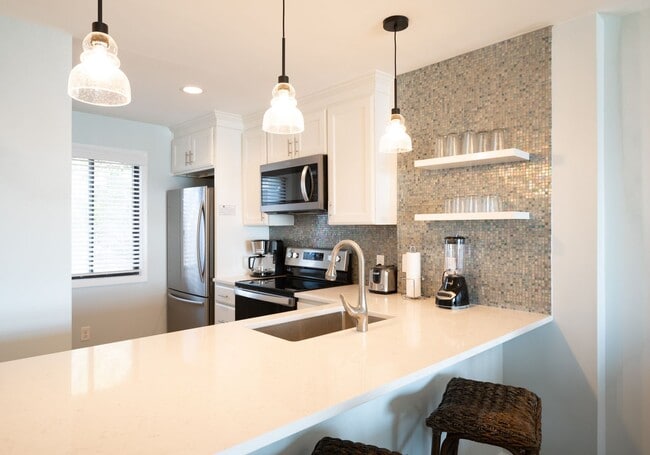 Photo - PRICE REDUCED ON OCEANFRONT OFF-SEASON MON... Unit Ocean Dunes 2001