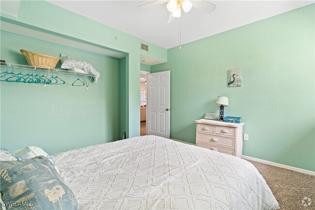 Building Photo - 6361 Aragon Way Unit 202 Rental