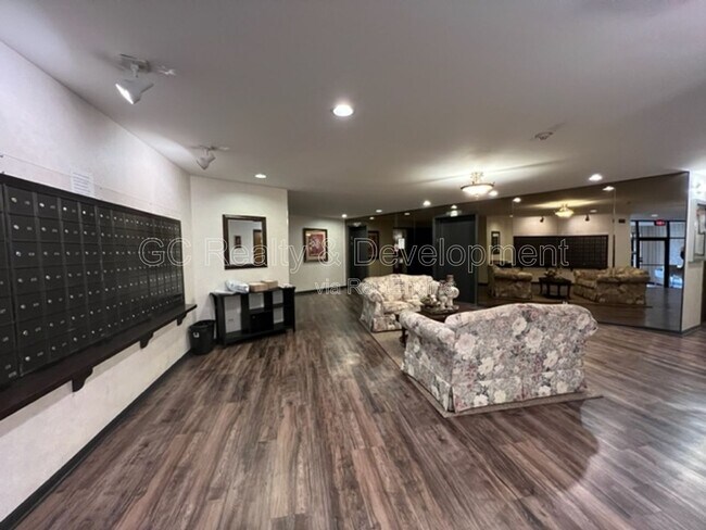 Photo - 950 E Wilmette Rd Unit 421