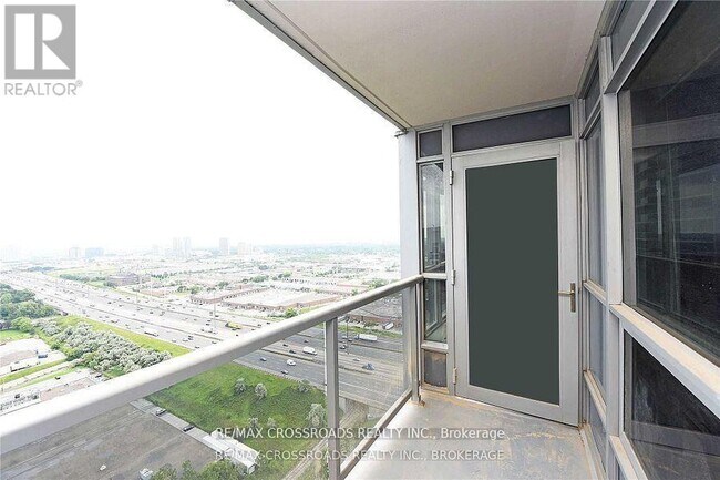 Photo - 125 Village Green Square Unité 3401