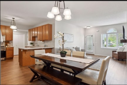 Photo - 1236 Crystal Pl E