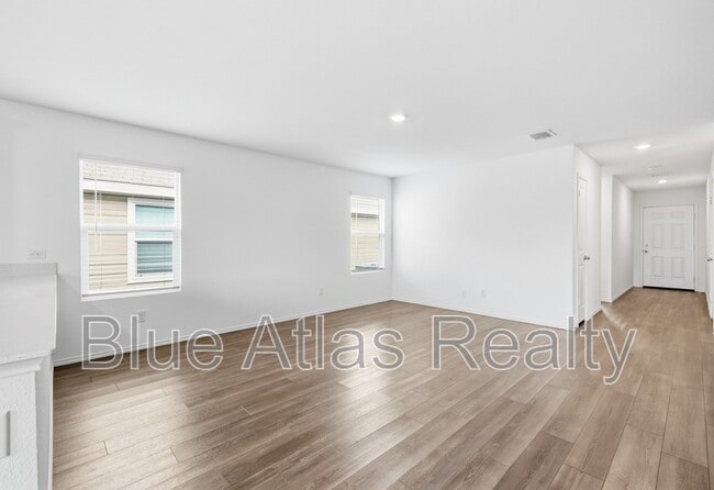 Photo - 510 Olmstead Dr