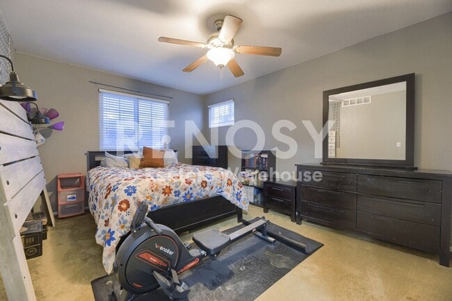Photo - 2947 S Lisbon Way