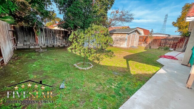 Photo - House for Rent on 4605 Mt. Vernon Avenue