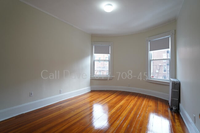 Photo - 1589 Beacon St Unidad 4