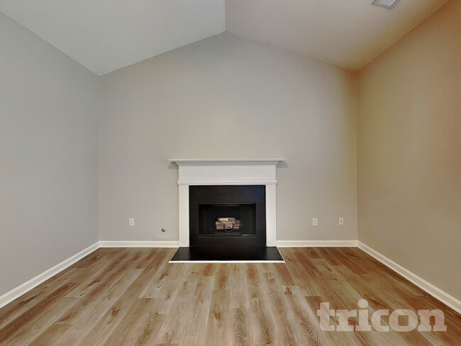 Photo - 114 Arbor Chase Pkwy