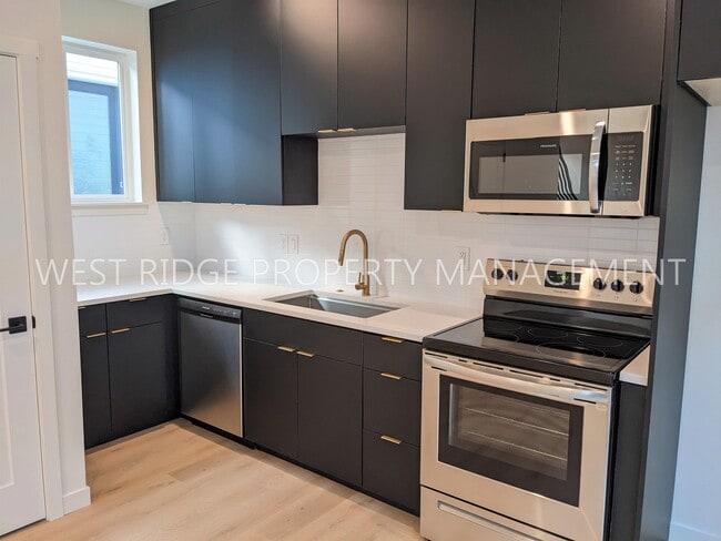 Photo - 12073 SE Oak St